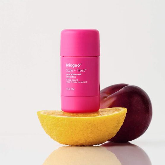 Cera Modeladora Anti-Frizz Briogeo Style + Treat Plum Oil Sleek Stick